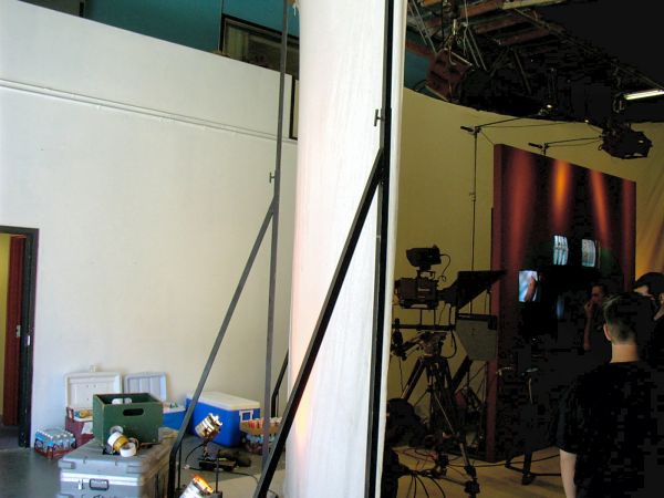 Networking for TV Show #269<br>1,600 x 1,200<br>Published 9 years ago