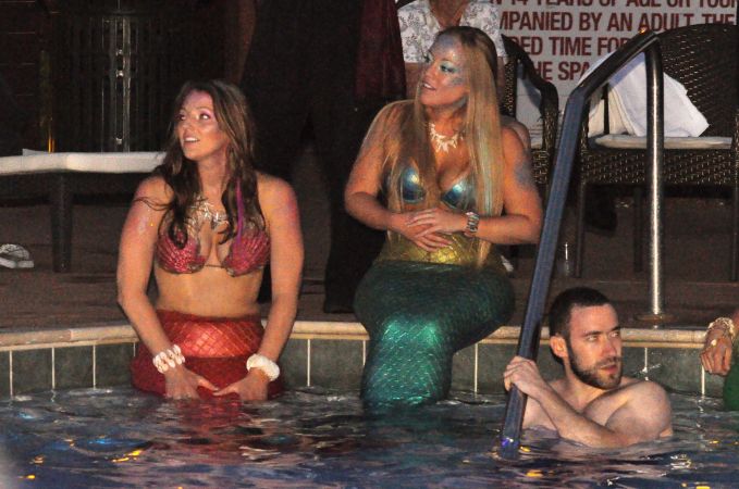 Mermaid Convention Photography #289<br>3,218 x 2,134<br>Published 9 years ago